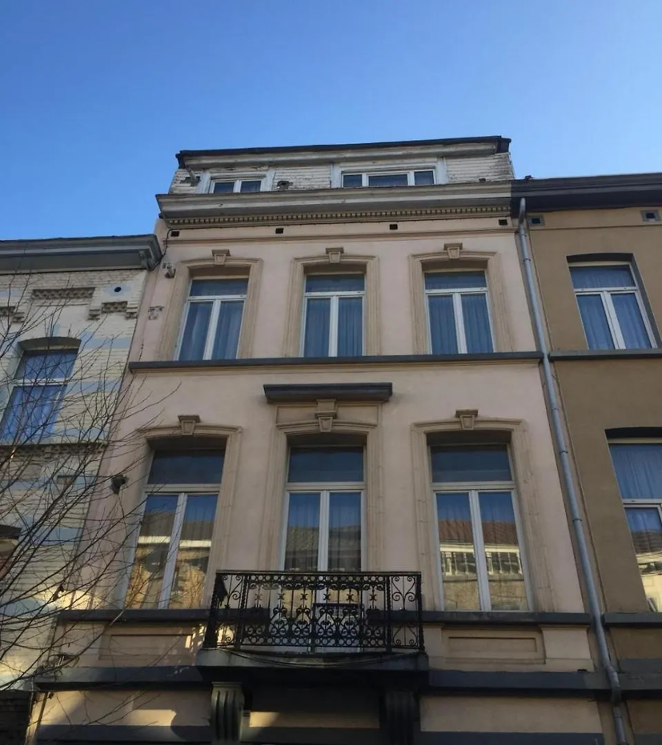 الشقق الفندقية Schaerbeekفي  Prestige Flats Coteaux بلجيكا